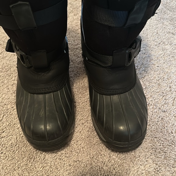 Women’s snow boots - Picture 4 of 9